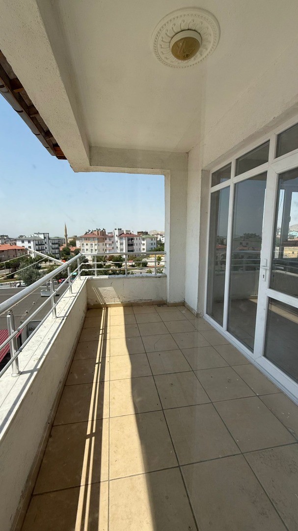 KAYSERİ DEVELİ AŞIKSEYRANİ MAHALLESİNDE SATILIK 1+1 DAİRE